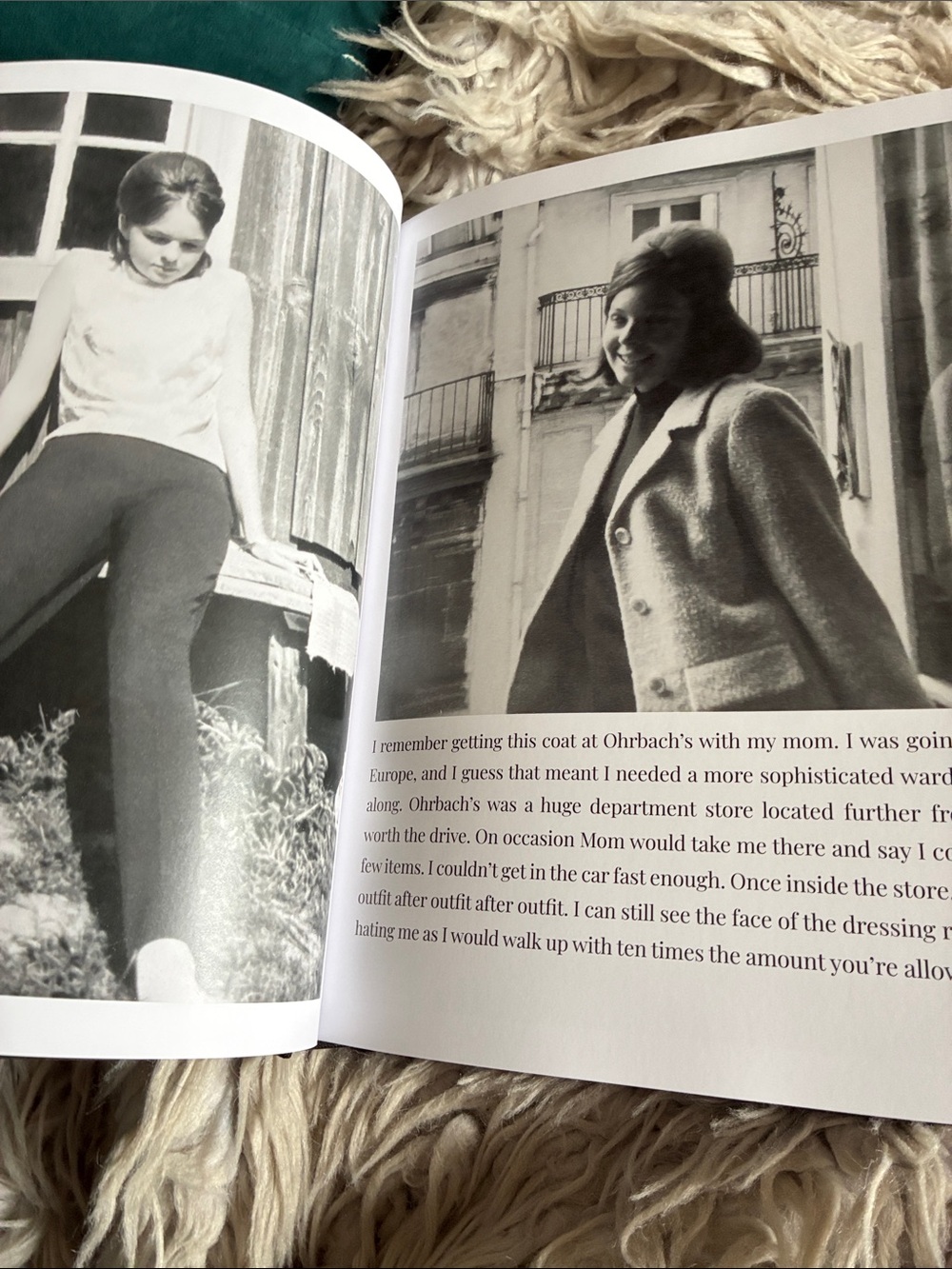 Diane Keaton “Fashion First” — Black & White Cover book - Picture 3 of 5